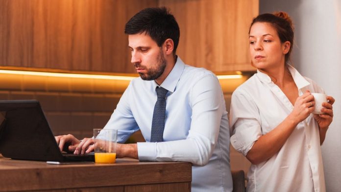 5 zodiac signs who are suspicious of their partners 5 zodiac signs who are suspicious of their partners